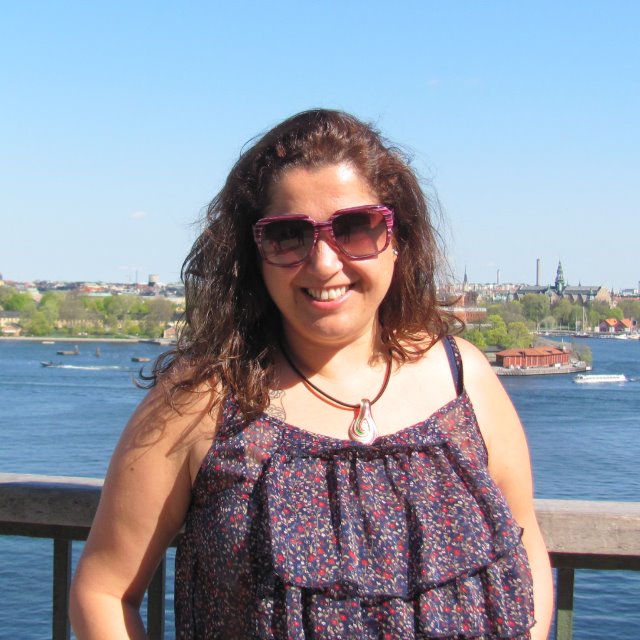 Juliane Flávia Cançado Viana